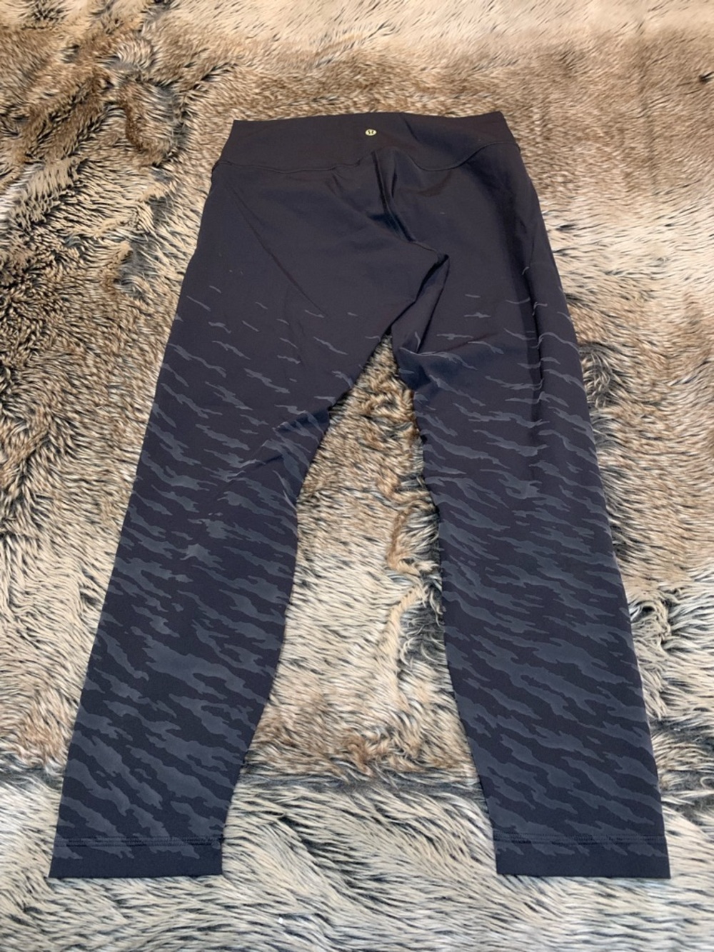 Lululemon Lunar New Year Wunder Under High-Rise Tight 25"
Black Size 10